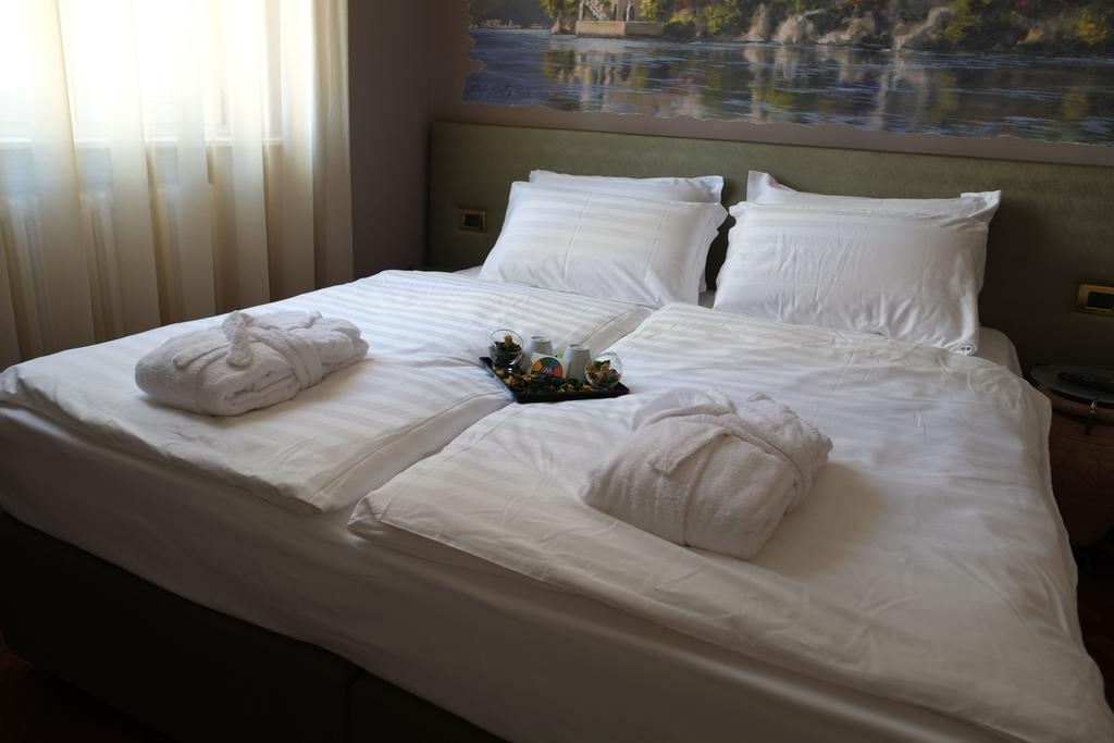 Michelangelo B&B Varenna Ngoại thất bức ảnh