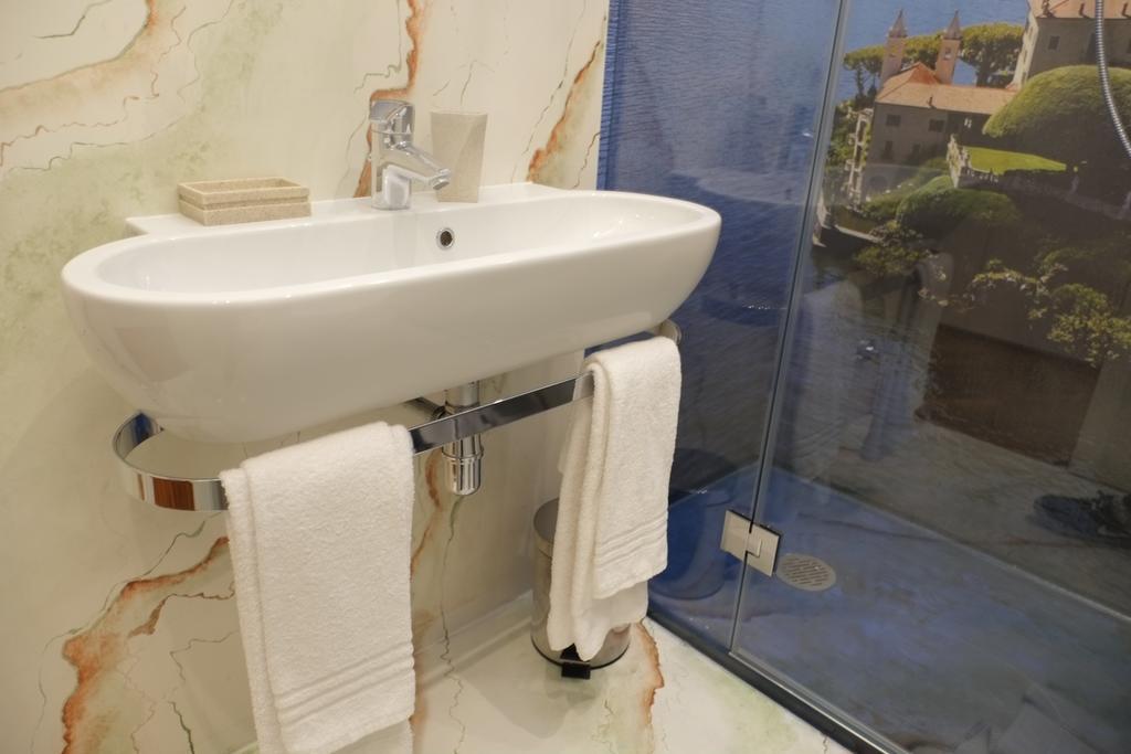 Michelangelo B&B Varenna Ngoại thất bức ảnh
